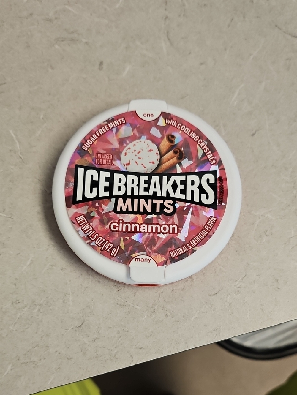 Ice Breakers Mints Cinnamon Tin - Red/Pink
